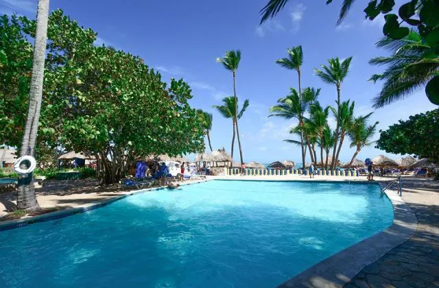 Hotel Caribe Club Princess swimming pool